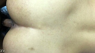 Cumshot landed right on my girl’s back after fun