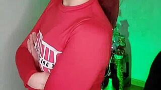 I catch my boyfriend jerking to my twin... will he bang us both to please?