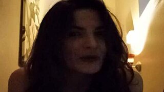 Mollyjanexxx Explains Big Natural Tits