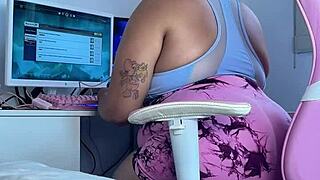 Gaming Gone Wrong! Embarrassing Fart Moment Caught Online