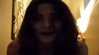 Mollyjanexxx Explains Big Natural Tits