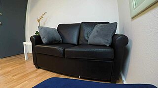 Mia Taylor sucks cock in casting POV