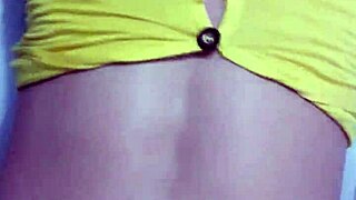 doña katty moving her ass nicely