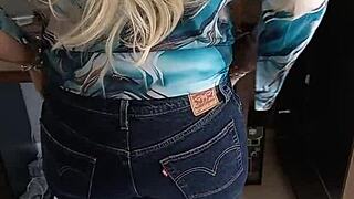 i wear a sexy bikini by the beach