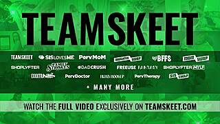 Violet Moore And Celestina Blooms Engage In Dirty Stepsister Sex