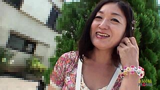 small cock guy banging a horny asian mature eagerly