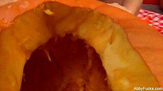 Abigail mac performs a halloween solo session