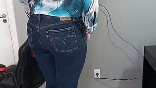 i wear a sexy bikini by the beach