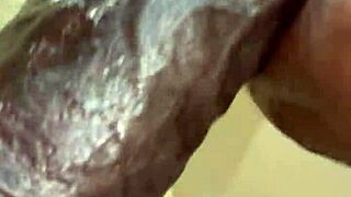 He Delivered a Quick Hot Outdoor Fuck to Me. Housewife Loved It!