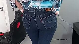 i wear a sexy bikini by the beach