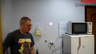 vitoria and alexa here, wanna see us get rough and wet together?