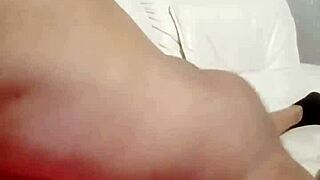 Sundaydogood614's Shaved Pussy Cock Action