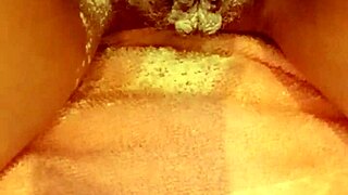 Adoro Il Borotalco Mmm: Wet Pussy Orgasm and Ass Licking in Sensual Homemade Curvy Action.