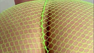 dj brisa, show that twerk in nothing!