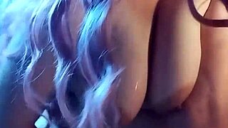 te quieres tocar conmigo? let's do it together.