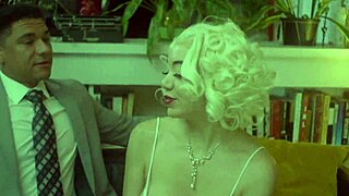 Barack Obama Fucks Marilyn Monroe For Presidents Day Parody