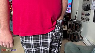 Yo, just playing with my dick and finishing hard!
