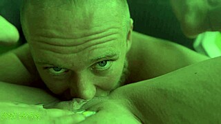 She films her blue-eyed guy licking her to orgasm