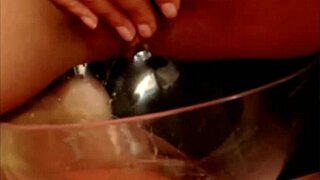 Webcam Girl Pees Outdoors In Public Amateur Show!