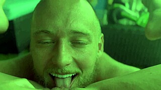 She films her blue-eyed guy licking her to orgasm