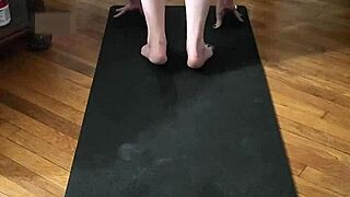 Hot Milf Does Naked Yoga You Can Jerk Off To