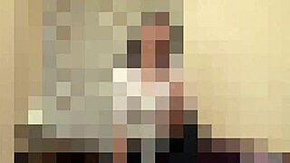 can you help me squeeze out of these skinny jeans?