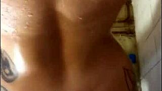 Ate Girlfriend's Pussy In Shower, Homemade Cum In Mouth.