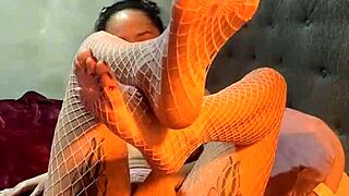 La puta colegiala helena danae delights with her wet pussy masturbation using dildo.