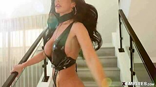 Hot Babe Jennifer White Back for Deep Anal Pounding? Can She Handle It in Every Hole?