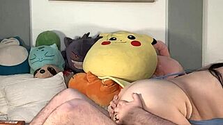 latino couple flashes and orgasms outdoors