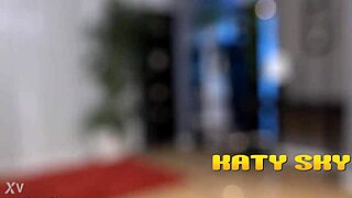 wetandpissy dives into extreme golden pee solo play