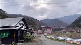 Solo female trip to Minakami natural hot spring in Gunma, Japan.