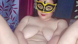 Hot alisha bhabhi ignites with curvy body and wet pussy play