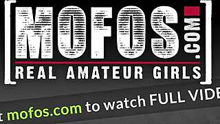 hot milf sandy fists herself deep with 4 fingers - mofos