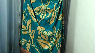 Stranger Called to Store Fitting Room for Blackmail Blowjob