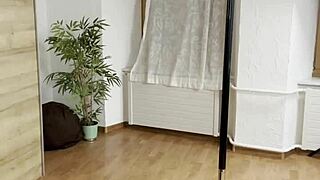 naked power flexing with miss daisy diamond