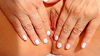 Maturemons Close Up Yoni Massage Session