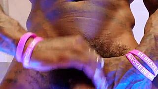 Hallelujah Johnson Worships Muscular Bodybuilder's Big Black Cock