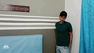 Hijastra no te has portado bien mu�strame tu culo para darte unas nalgadas y meterte mi polla en tu jugoso co�o parte 1