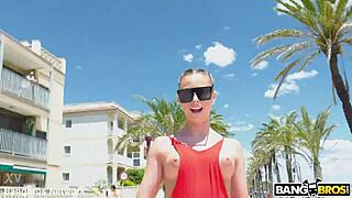 LYAS! RISKY SEX ON THE BENCH WITH BLONDE LATINA BLOWJOB!