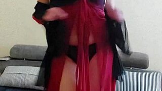 i watch the arab shemale dance