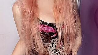 Addicted to Me! Findom Goaldigger Sings in Wild Domination Scene!