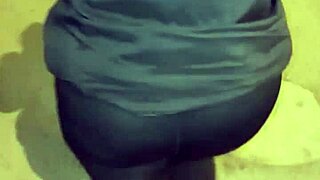 madura streetwalker in transparent leggings flashing her thong