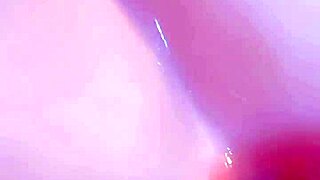 Loira Gostosa Teases with Sultry Solo Play in Private