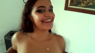 Morena Hermanastra Chupa Esa Polla Como Puta Pervertida, Qué Rico!