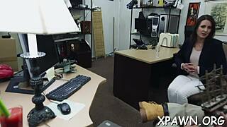 Sexy Harlot Does Not Shy Away from Having Sex in Shop