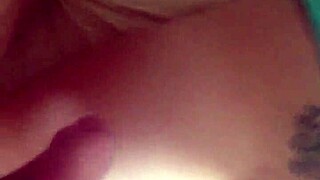 Tattooed whore does ass to mouth