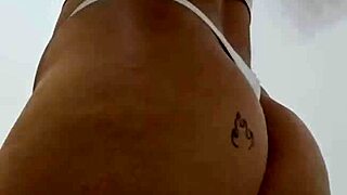 Big pussy lips flash during exhibitionist domination