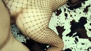 milf in stockings gets anal fucked