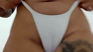 Big pussy lips flash during exhibitionist domination